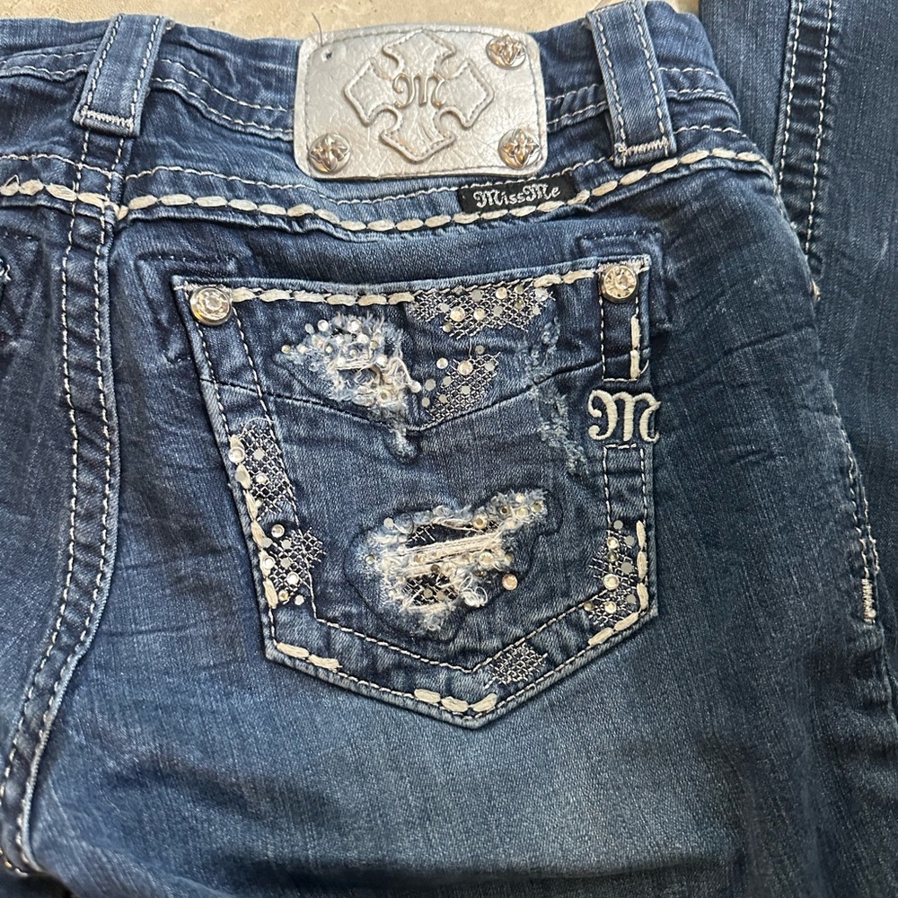 EUC Miss Me Jeans